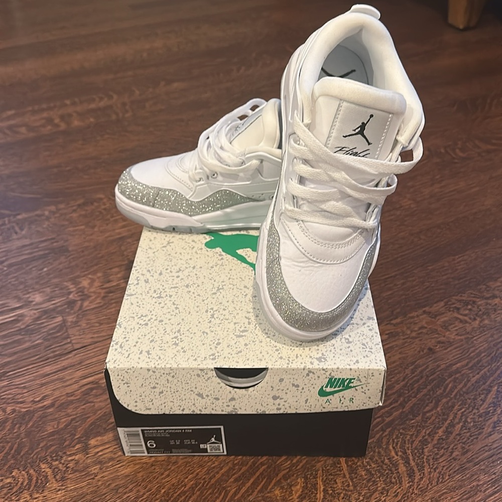 🎉HP🎉NIKE Jordan Air Jordan 4 RM CN Women - Picture 10 of 10